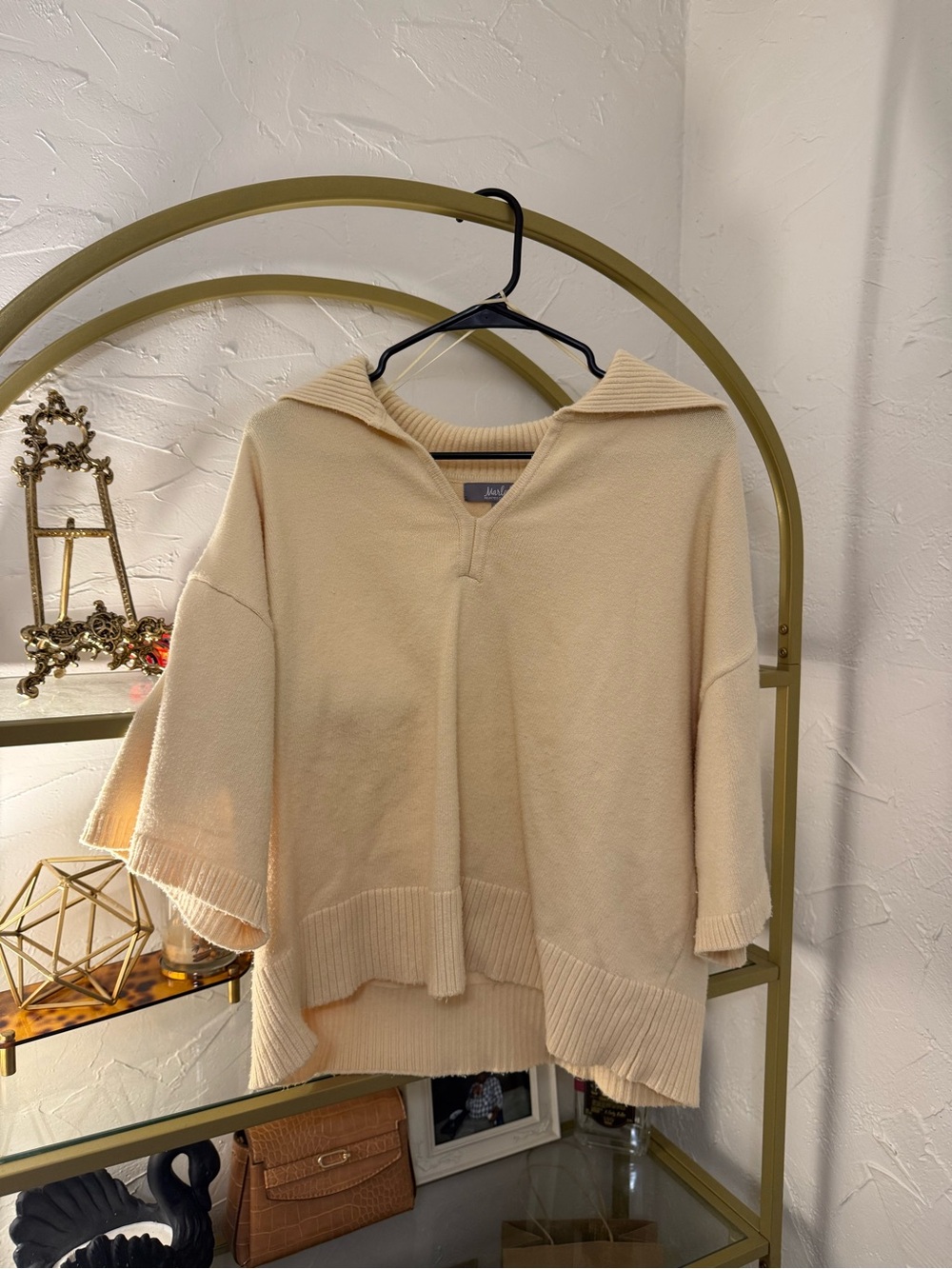 Lt Yellow Knit V-Neck Collar Sweater - Women